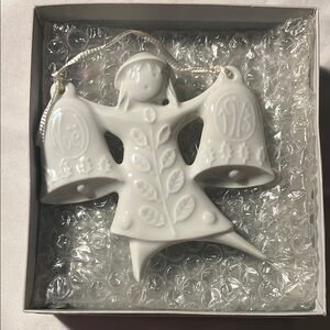 Haviland francé White Holiday Ornaments Noé 1973